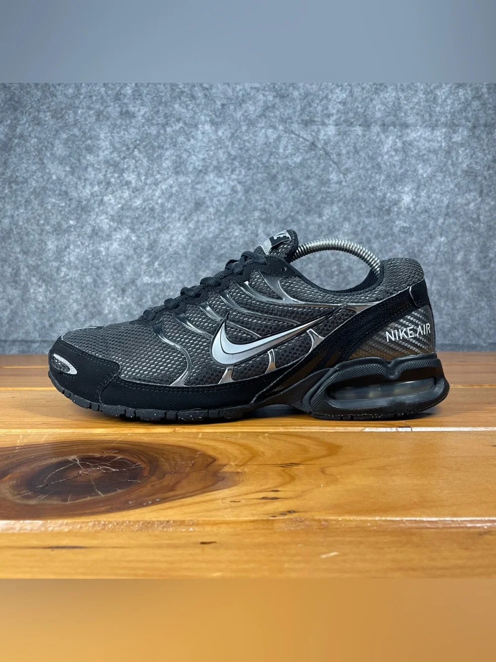 Nike Air Max Torch 4 Mens 9.5 Anthracite Black Silver Running Shoes 343846-002